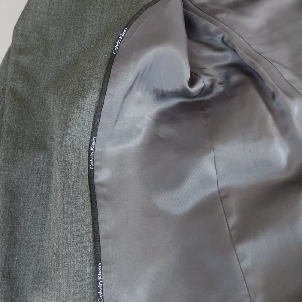 Calvin Klein Men's Suit Separates, Light Gray. Ja… - image 4